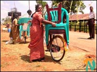 mou_chairs_220202.jpg