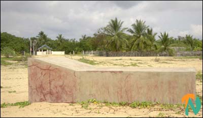 poopathy-memorial_navalady.jpg