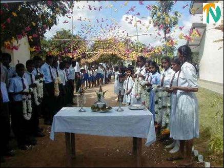 Muttur schools get computers
