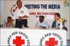 Dr.Gnanagunalan, briefing the press. (L-R) Mr.Bandula Jayasekara, Mr.Harsha Gunawardene and Mr.Patrick Walder