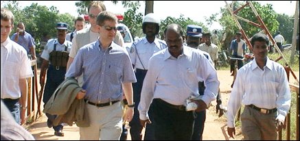 Eric Solheim in Kilinochchi.