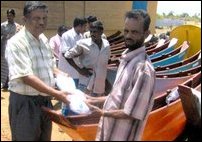 Muttur fishermen receive help