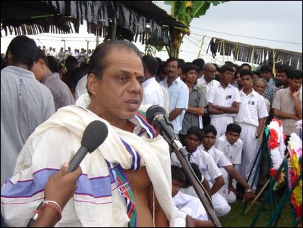 Aalady Vinayagar Thevasthanam Sundaralinga Thesikar paying tribute to the slain students