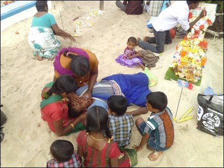 TsunaRemembering the victims of 2004 tsunami catastrophe