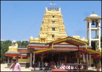 Kaamaadchi Amman temple operated by Swami Ramdas Foundation at Mayilampaa-ve'li in Batticaloa