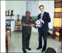 British Defence Attache visiting Tha'n'ni-mu'rippu