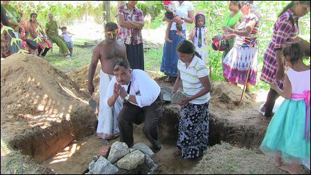 Foundation stones laid at Jeyanthipura Vihara for Hindu deities